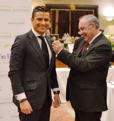 Alfonso Merlos recibe la Medalla Europea al Mérito en el Trabajo