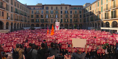 Cientos de personas reivindicaron en Mallorca la lengua y la cultura catalana.