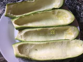 CALABACINES RELLENOS DE POLLO Y QUESO