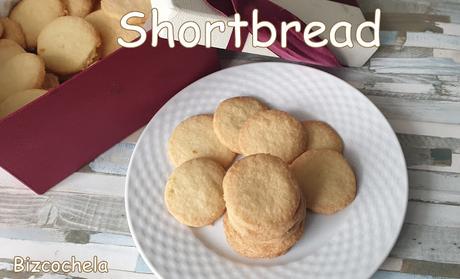 SHORTBREAD: GALLETAS ESCOCESAS DE MANTEQUILLA