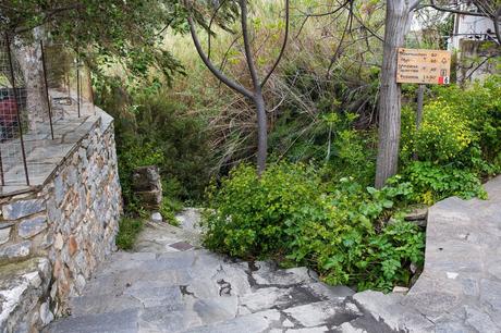 Melanes-Trail-Sign.jpg.optimal ▷ Recorriendo el sendero de la aldea de Naxos: Melanes, Myli y los Kouroi