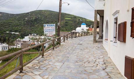 Walking-through-Melanes.jpg.optimal ▷ Recorriendo el sendero de la aldea de Naxos: Melanes, Myli y los Kouroi