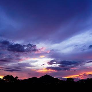 Un paso detrás de ti