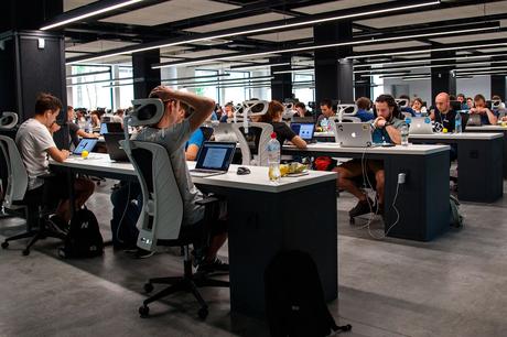 Las nuevas oportunidades laborales llegan de la mano de las TIC Las nuevas oportunidades laborales llegan de la mano de las TIC