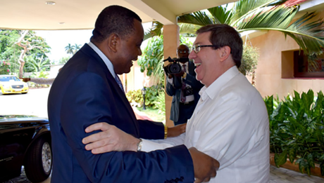 Autoridades de Congo-Brazzaville deciden repatriar de Cuba a 142 becarios