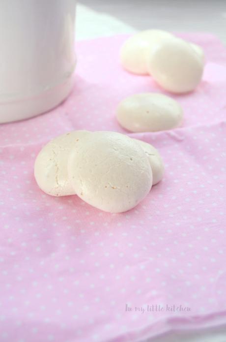 CocinArte- Piedras de merengue inspiradas en Berthe Morissot