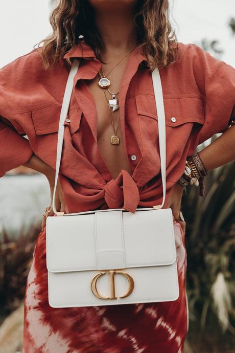DIOR 30 MONTAIGNE Sara of Collage Vintage wearing the new Dior 30 Montaigne bag