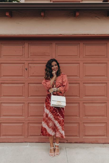 DIOR 30 MONTAIGNE Sara of Collage Vintage wearing the new Dior 30 Montaigne bag