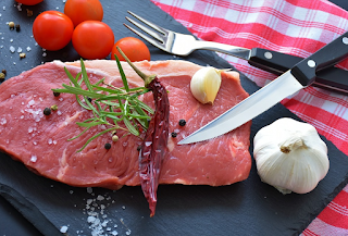 inflamación ocular por una infección bacterial por comer carne. inflamación ocular por una infección bacterial por comer carne.