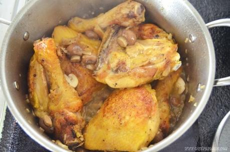 Pollo con champiñones portobello Pollo con champiñones portobello