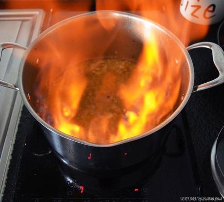 Pollo con champiñones portobello Pollo con champiñones portobello