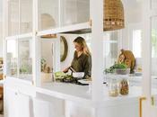 ¿Cocina abierta cerrada? Este ático tiene solución