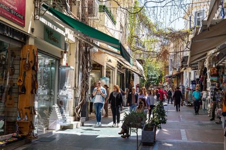 Plaka-Athens.jpg.optimal ▷ Dónde alojarse en Atenas, Grecia: Los mejores hoteles para su presupuesto