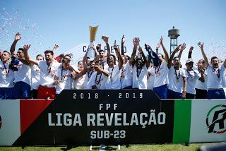 CD Aves vence el doblete Revelação: Liga y Taça