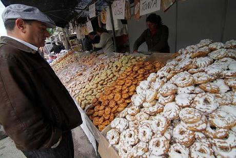 El origen de la expresión: «No comerse una rosca»