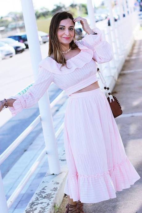 Conjunto de falda+top crop Conjunto de falda+top crop