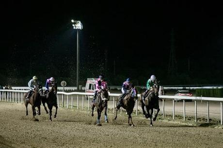 Triplete de Sousa y caída de Nicolás de Julián en el Gran Hipódromo de Andalucía Triplete de Sousa y caída de Nicolás de Julián en el Gran Hipódromo de Andalucía