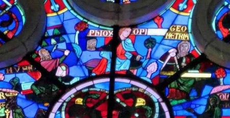 Las alegorías matemáticas en una vidriera de Auxerre Las alegorías matemáticas en una vidriera de Auxerre