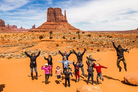 monument-valley-utah-17 ▷ Comenta sobre 8 razones por las que viajar te ayuda a vivir una buena vida por MikesRoadTrip