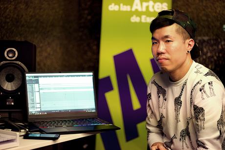 WAPEA: Así es trabajar tus canciones con productores internacionales