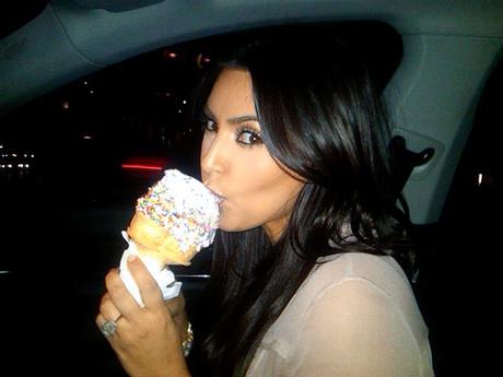 Kim Kardashian Y El Helado 5