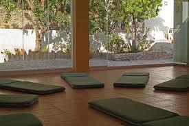 Inscríbete antes del 15 mayo con descuento: “Conciencia de Encuentro”, fin de semana de yoga y meditación, con Enrique Moya, Pedro Artero y Joaquín G Weil. Montes de Málaga. 5-7 julio.