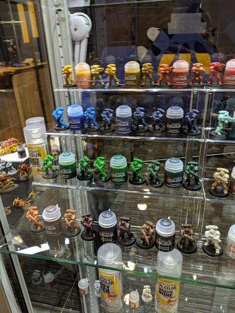 Matrices de los Knights del Caos y datos sobre Contrast