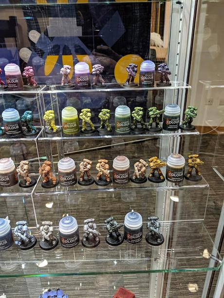 Matrices de los Knights del Caos y datos sobre Contrast