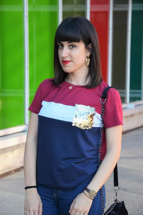 Camiseta de rayas con bolsillo de lentejuelas