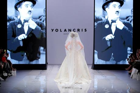 Las novias libres y sin miedo de YolanCris 2020 vuelven a revolucionar la pasarela de Valmont Barcelona Bridal Fashion Week