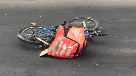 Le Hablé con el Bolsillo, Me Contestó con el Algoritmo (en el Reino de los Bots)