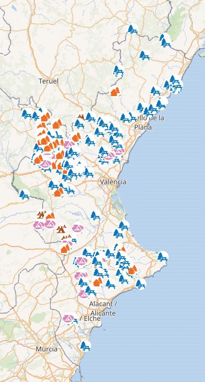 Tres destinos para hacer senderismo y acampar en la Comunidad Valenciana.