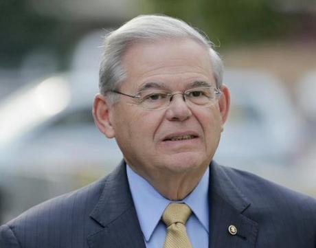 Senador Menendez falta respeto a la propia constitución y soberanía dominicana.