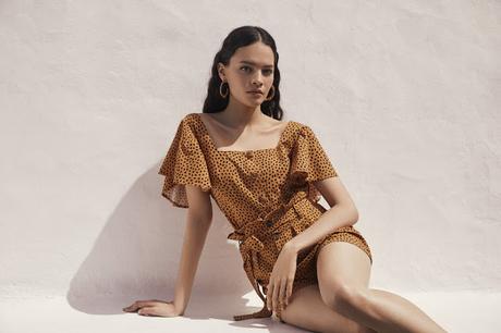 LEFTIES A PLACE IN THE SUN & SUMMER SPOTLIGHT WOMAN COLLECTION SS19