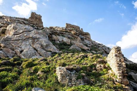 Apano-Kastro-Ruins.jpg.optimal ▷ Cómo ir de excursión a Apano Kastro en Naxos, Grecia