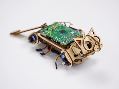 Nybble: el gato open-source basado en Raspberry Pi