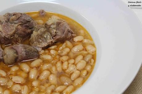 ALUBIAS BLANCAS CON CODILLO DE CERDO EN CROCK POT