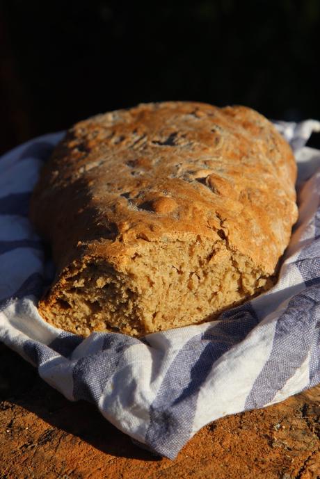 PAN DE ESPELTA CON MASA MADRE