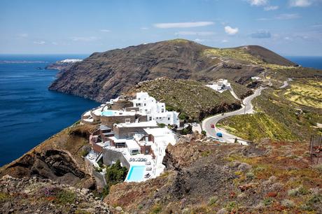 ▷ Cómo caminar de Fira a Oia, el paseo más hermoso en Santorini Overlooking-the-Trail.jpg.optimal ▷ Cómo caminar de Fira a Oia, el paseo más hermoso en Santorini