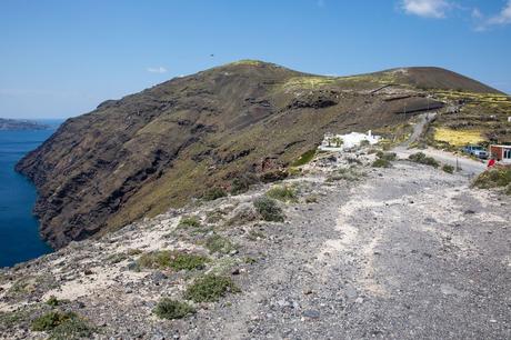 Gravel-Road-Santorini.jpg.optimal ▷ Cómo caminar de Fira a Oia, el paseo más hermoso en Santorini