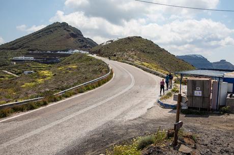 ▷ Cómo caminar de Fira a Oia, el paseo más hermoso en Santorini On-the-Road-Santorini.jpg.optimal ▷ Cómo caminar de Fira a Oia, el paseo más hermoso en Santorini