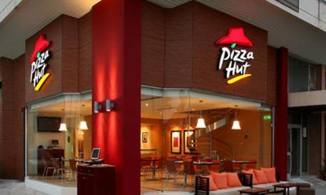 Pizza Hut en competencia con Domino's tras agregar queso vegano en Australia