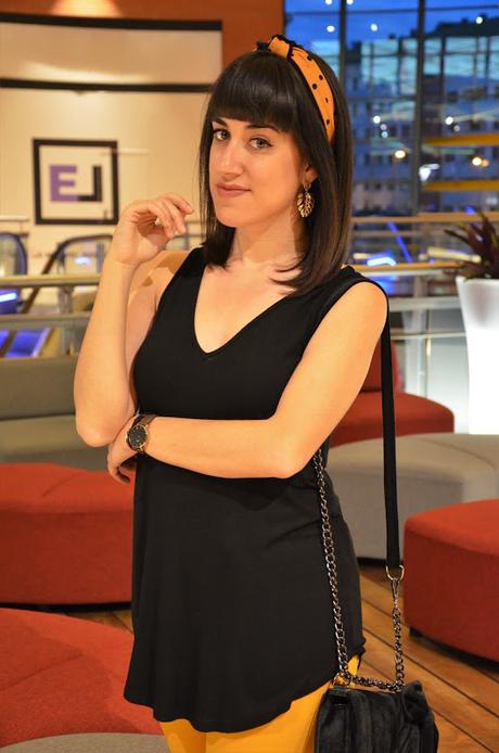 Black and mustard Black and mustard