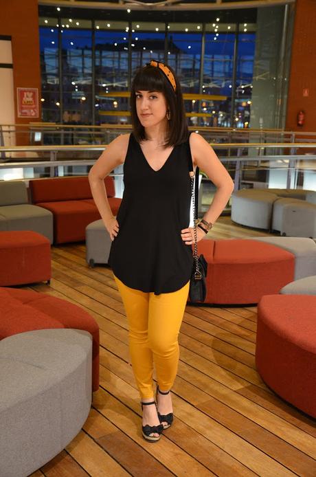 Black and mustard Black and mustard