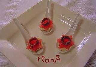 Tapa de sandia, anchoa y queso de rulo.. Tapa de sandia, anchoa y queso de rulo..
