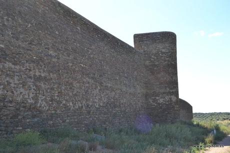 Veiros es una pequeña freguesia del concelho de Estremoz,...