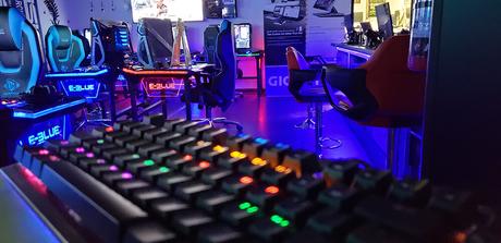 NEGOCIO DE RENTA DE VIDEOJUEGOS NEGOCIO DE RENTA DE VIDEOJUEGOS