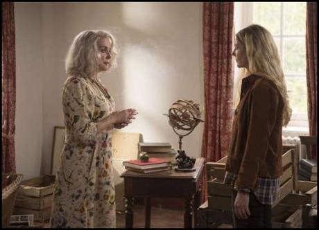 Gozosos y sorprendentes parentescos – Crítica de “La última locura de Claire Darling” (2018)