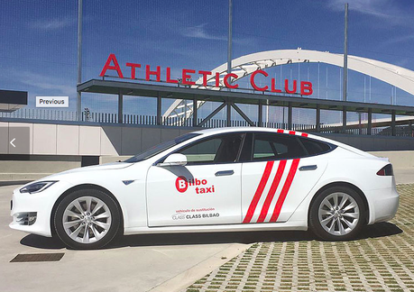 Class Taxi Bilbao, confort sobre ruedas en el Tesla S75 D Class Taxi Bilbao, confort sobre ruedas en el Tesla S75 D