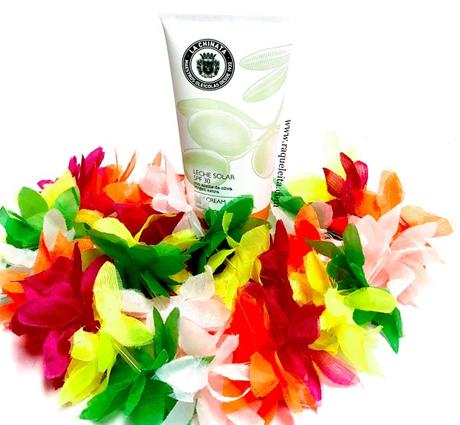 Consigue un Bronceado Seguro con Heliokos Color de Kosei y la Leche Solar SPF30 de La Chinata Consigue un Bronceado Seguro con Heliokos Color de Kosei y la Leche Solar SPF30 de La Chinata